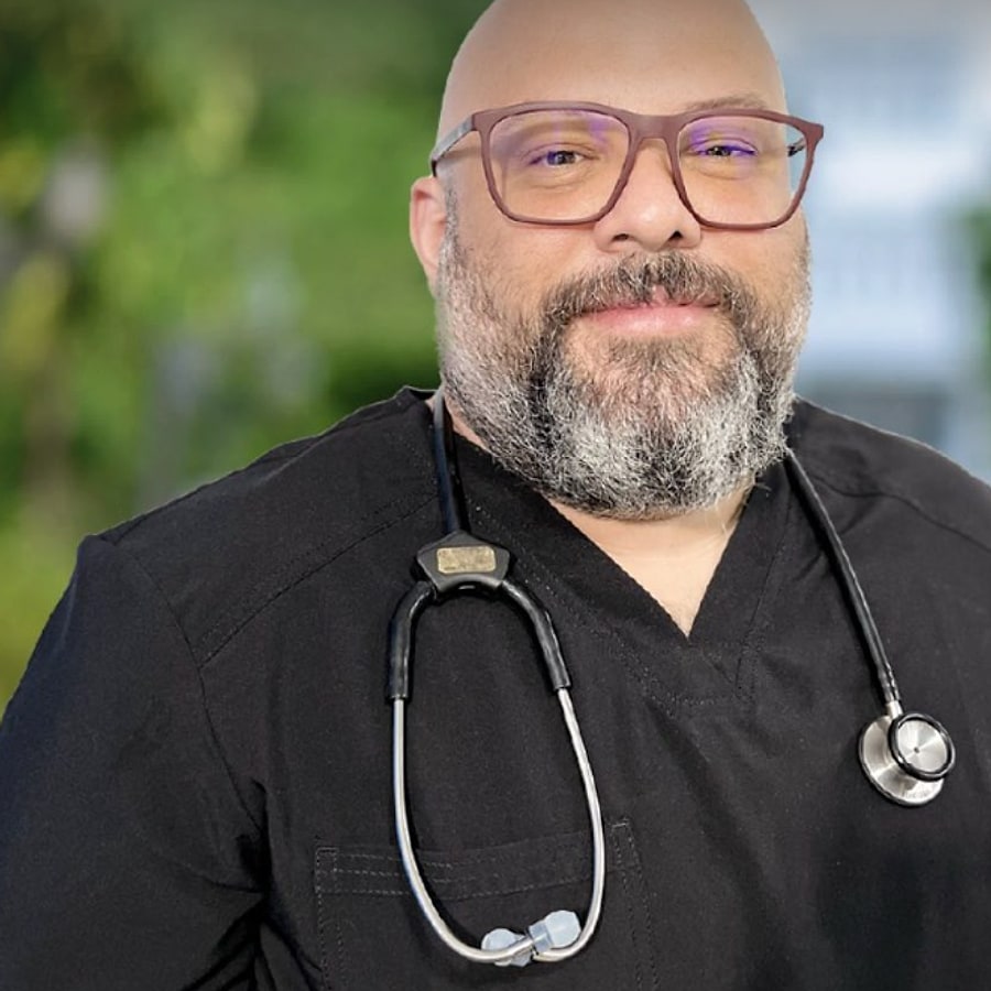 Ricardo Chinchilla, médico veterinario